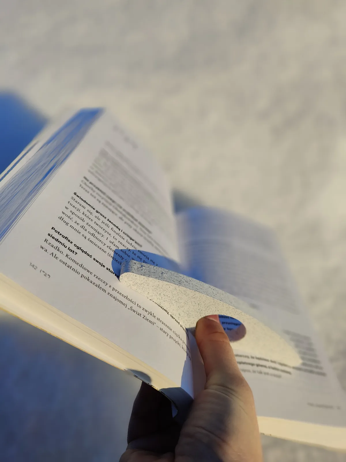 Ergonomiczny uchwyt do książki